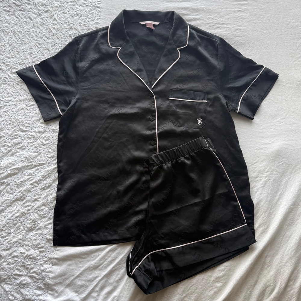 Victoria's Secret Signature Satin Short Pajama Set